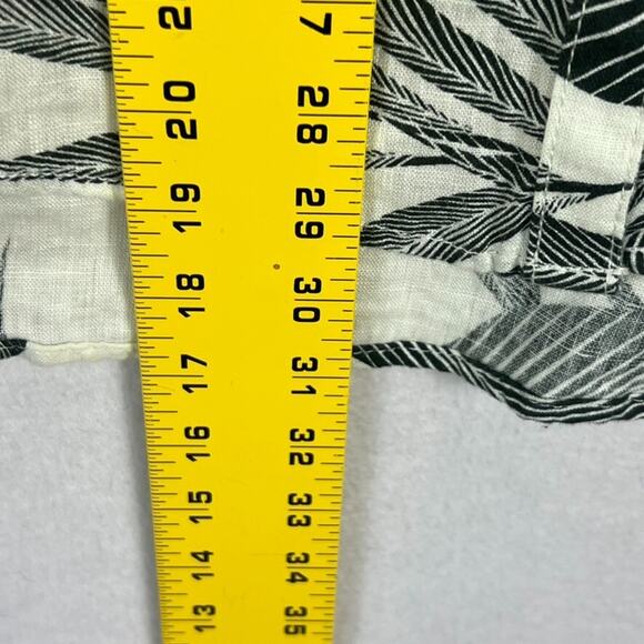 Tahari Tunic Shirt Dress Women’s Size Medium Tan Black Botanical Leaf 100% Linen - Picture 5 of 8